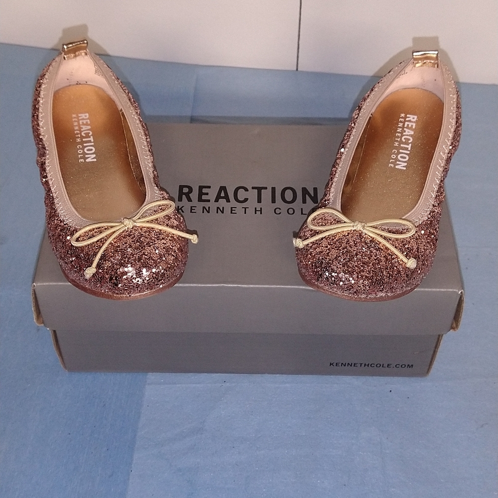 Little girls slip ons